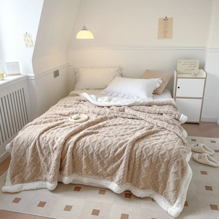 Jacquard Sherpa Throw Blanket