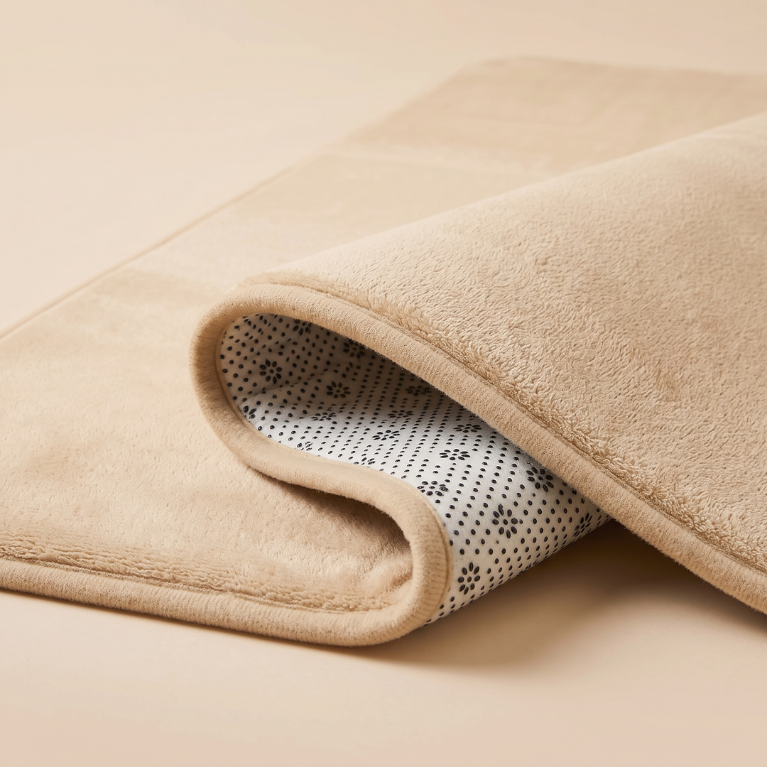 Flannel Kitchen Rug – Cushioned, Non-Slip in Beige – close-up of the plush pile and stitched edge binding