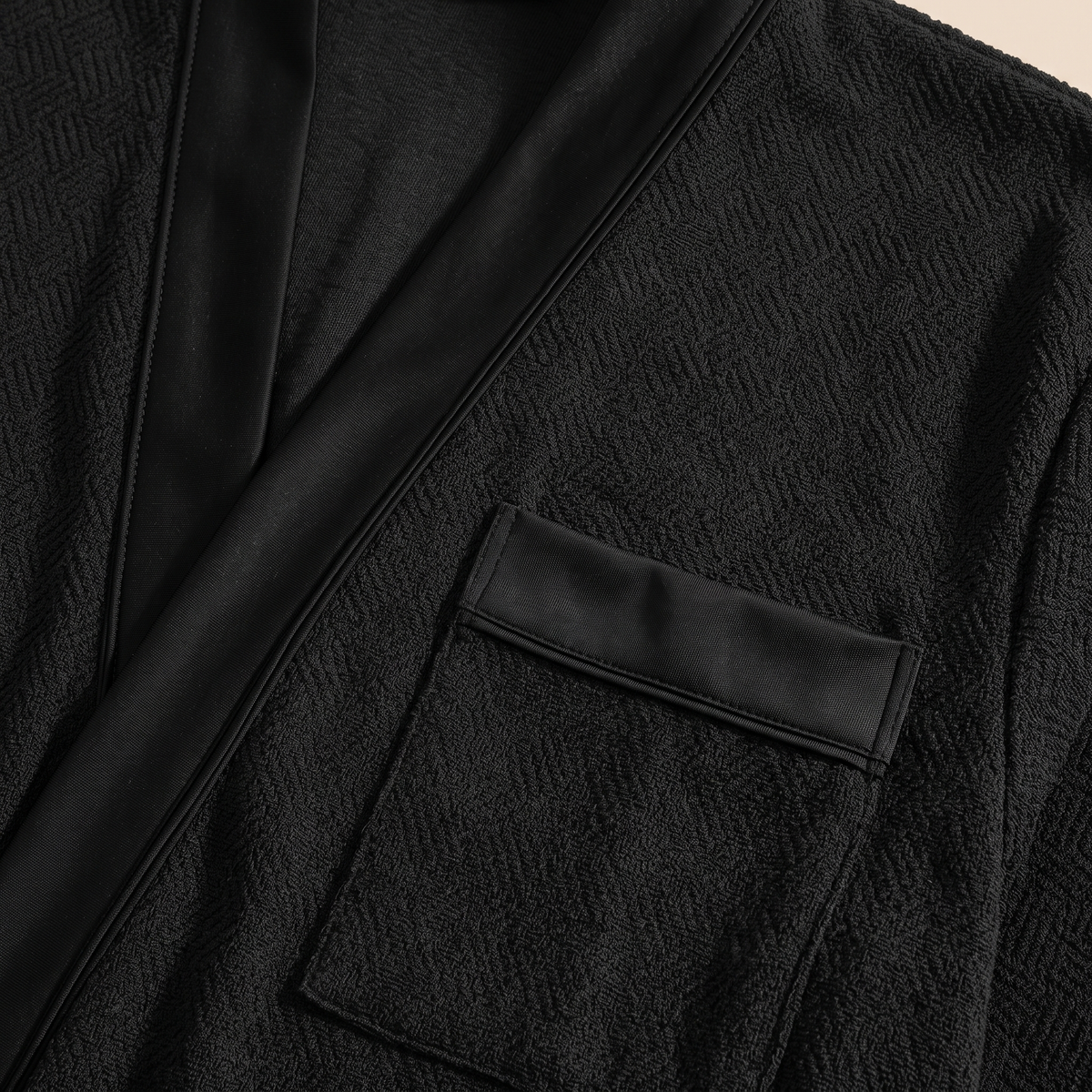 Men's Robe – Lightweight Kimono Style in Black – close-up of the chest pocket and satin-trimmed lapel