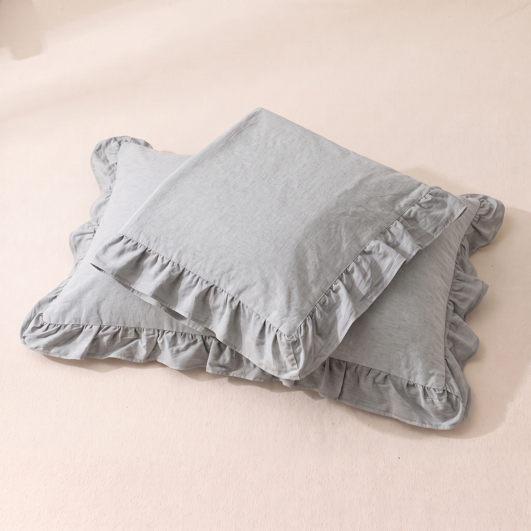 Cotton Pillowcases – Ruffled Plaid, Set of 2 in Light Gray