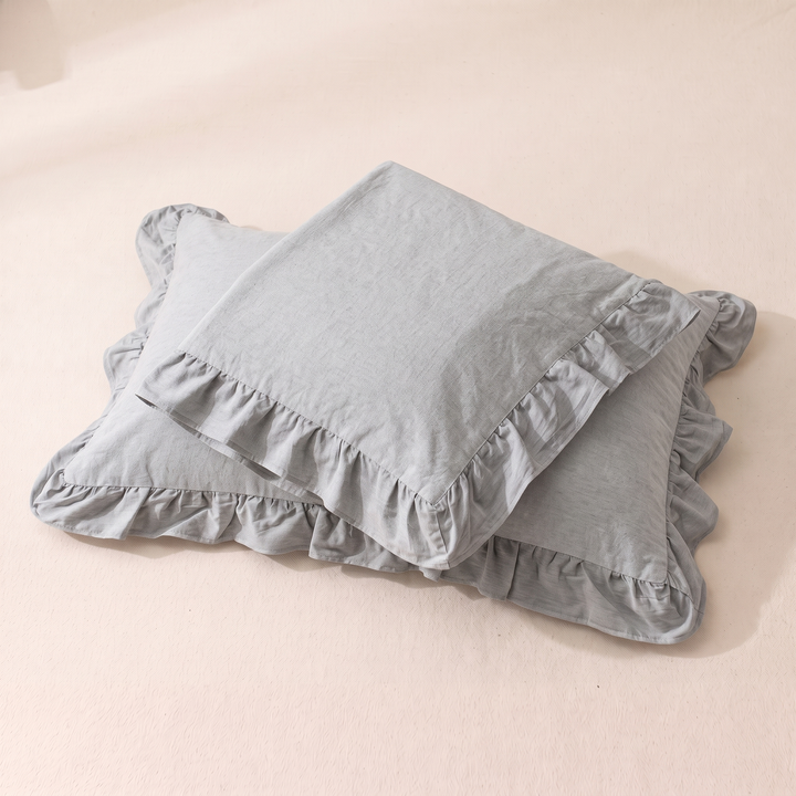 Cotton Pillowcases – Ruffled Plaid, Set of 2 in Light Gray