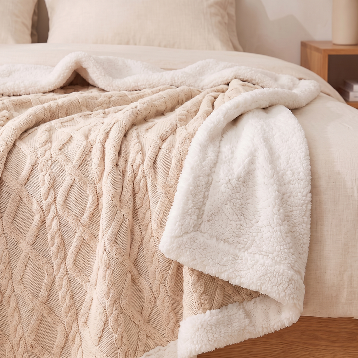 Sherpa Fleece Blanket in Cream